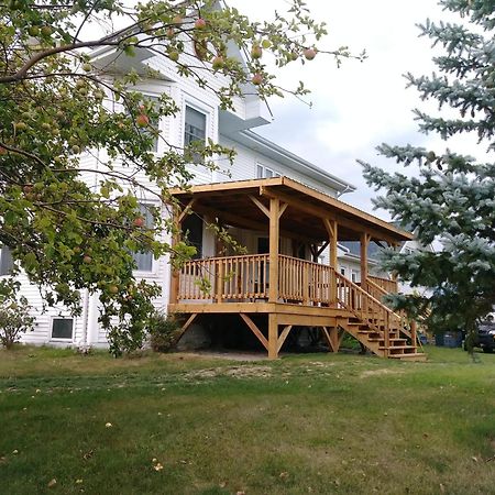 Twin Peaks B&B Mindemoya ภายนอก รูปภาพ