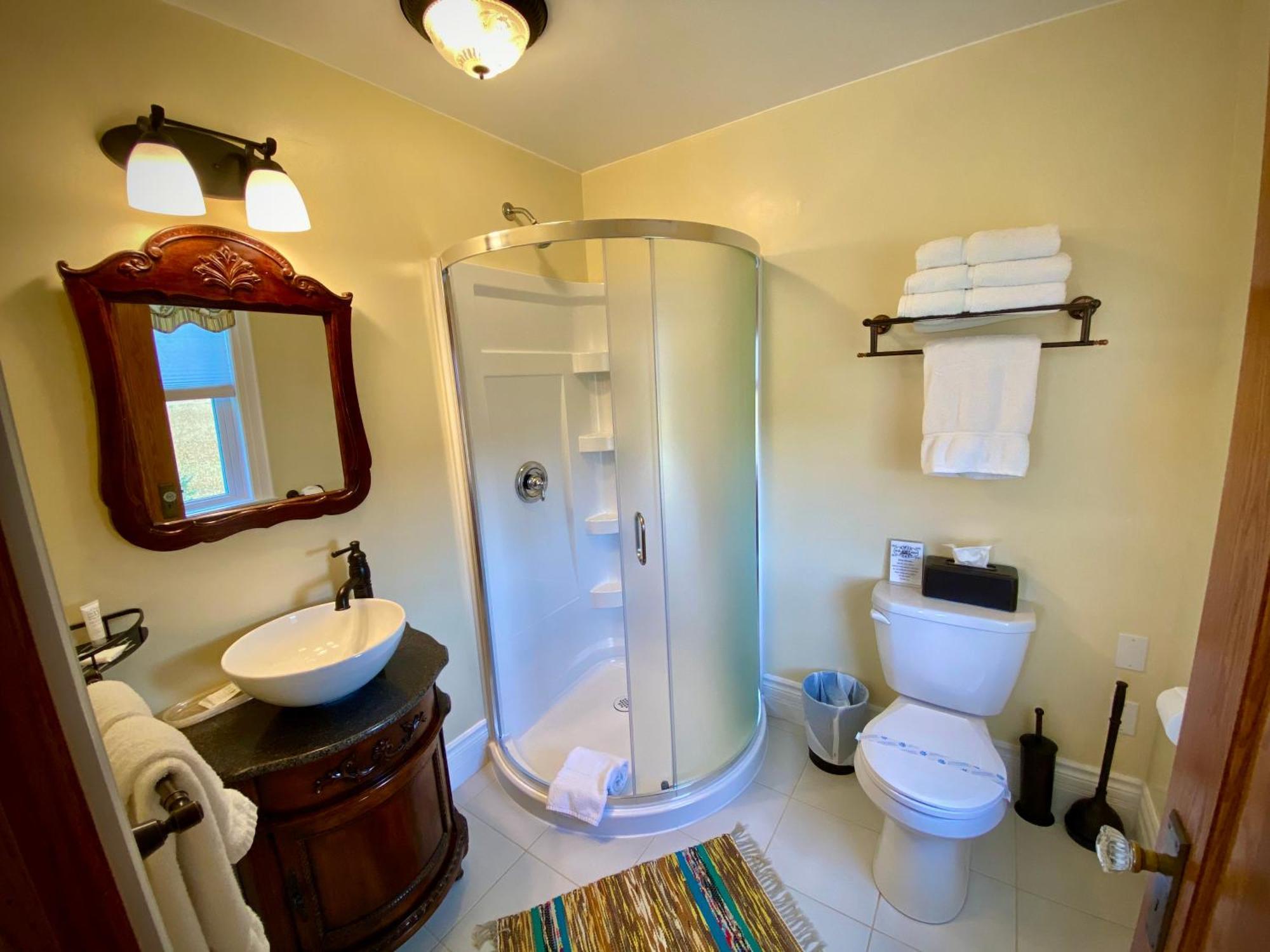 Twin Peaks B&B Mindemoya ห้อง รูปภาพ