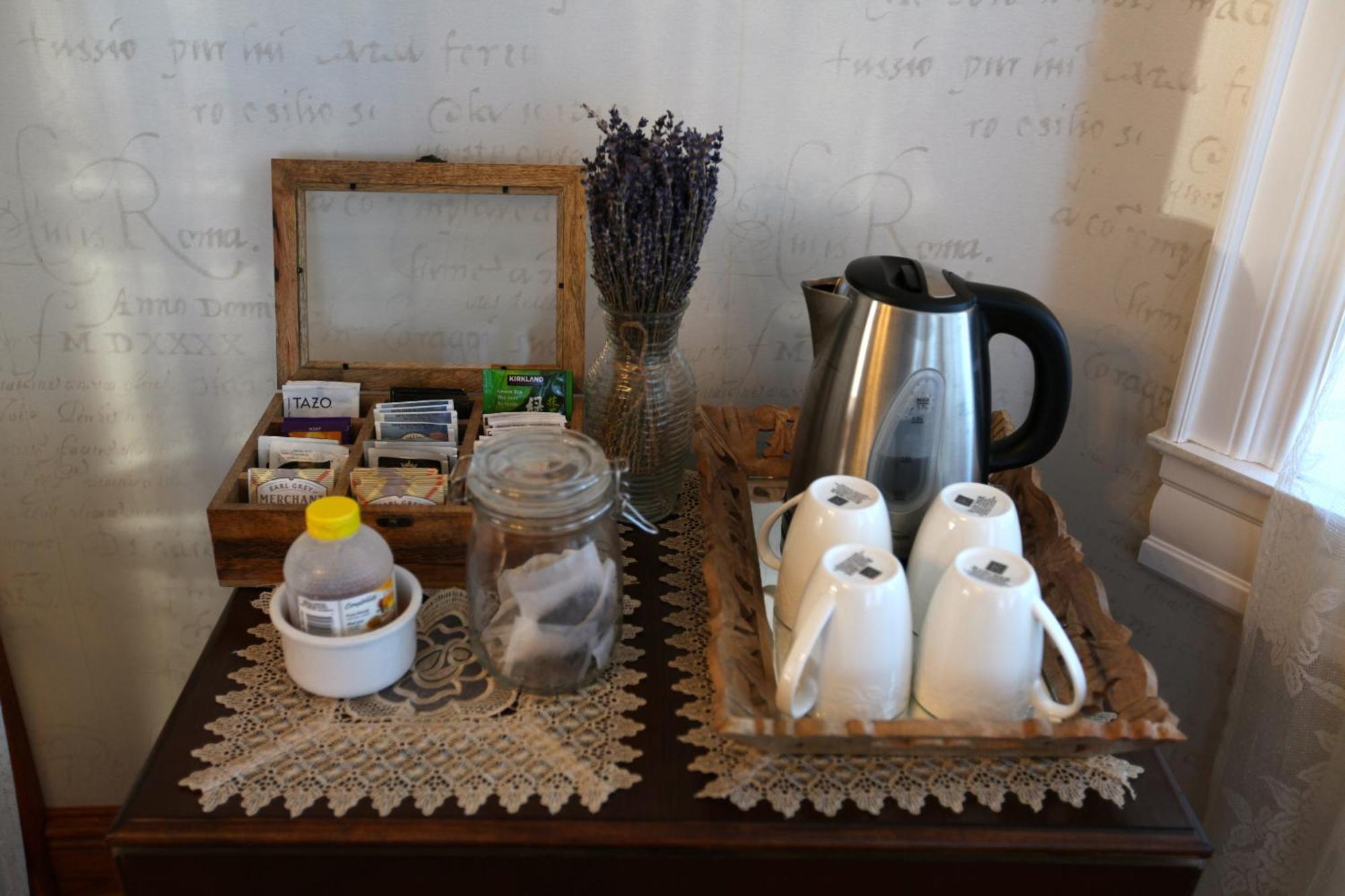 Twin Peaks B&B Mindemoya ภายนอก รูปภาพ