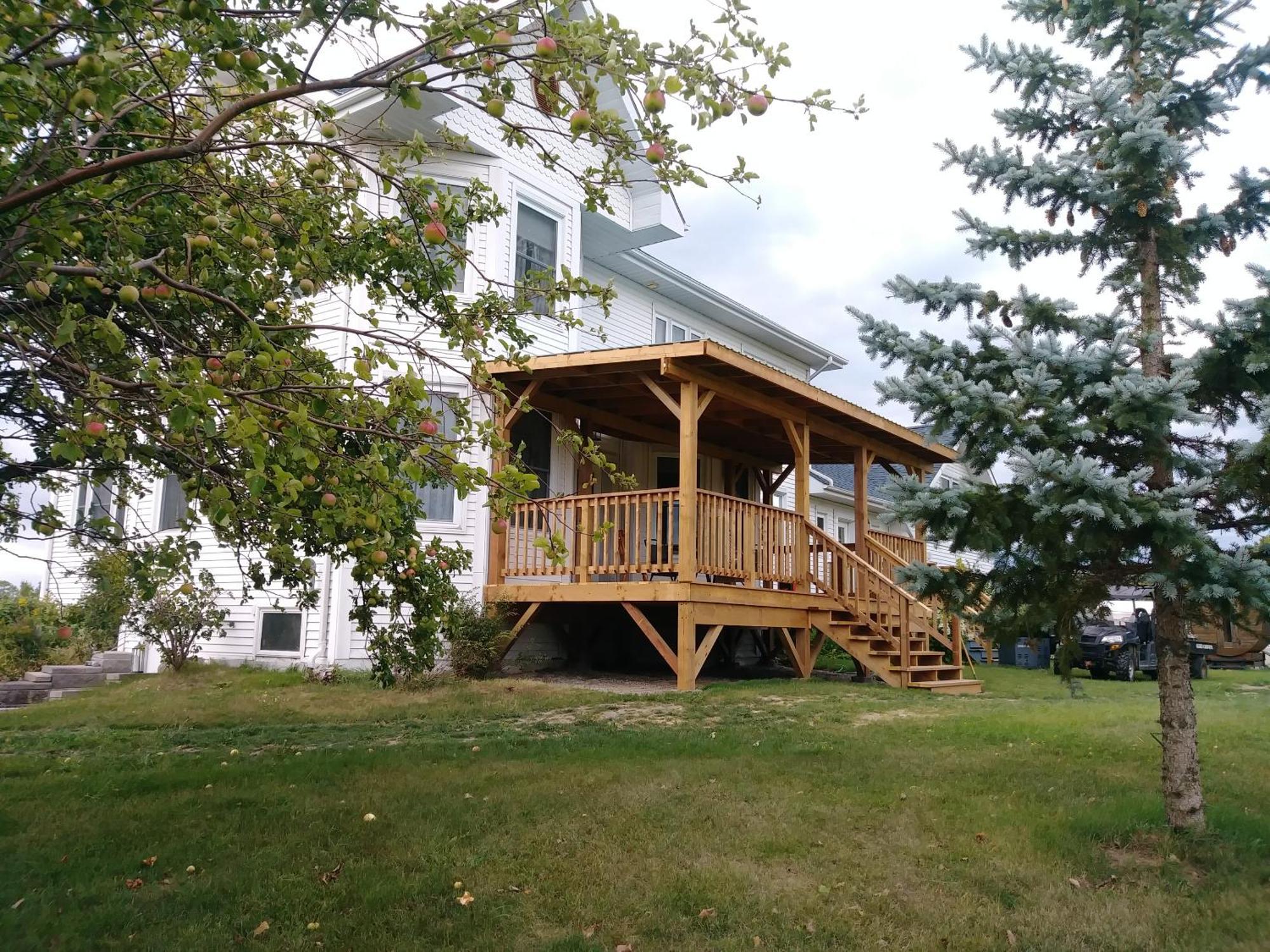 Twin Peaks B&B Mindemoya ภายนอก รูปภาพ